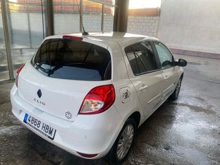 Renault Clio 2011