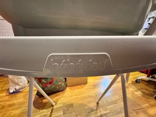 Bañera para bebé con soporte- BebeJou