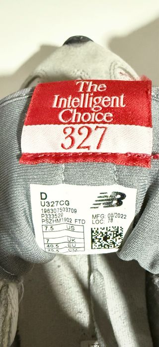 Zapatillas New Balance 327 Gris y Blanco