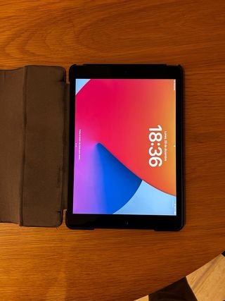 Apple iPad 10.2 Negro