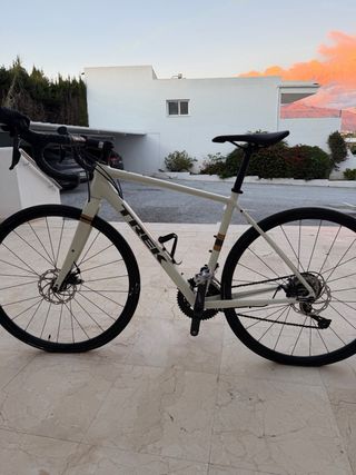 Trek Domane AL 2 Disc 2021 · Muy poco uso