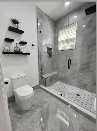 Chapado de baño moderno