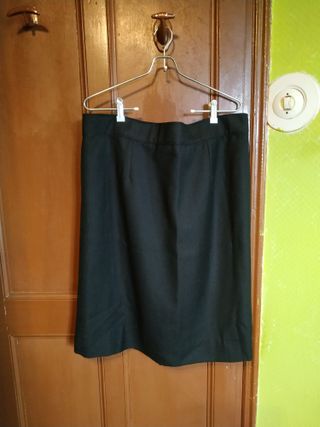Falda tubo negra