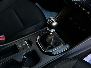 Hyundai Tucson 1.6 CRDI 48V Maxx Sky