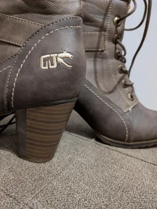 Botines de tacón mujer marrones y grises