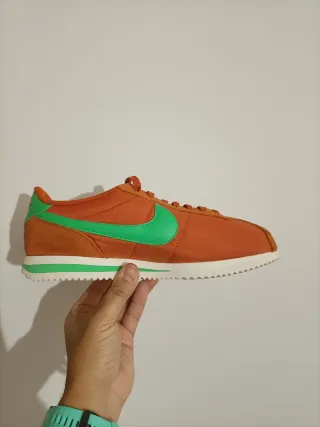 T42,5 Nike Cortez Txt  Naranja y Verde