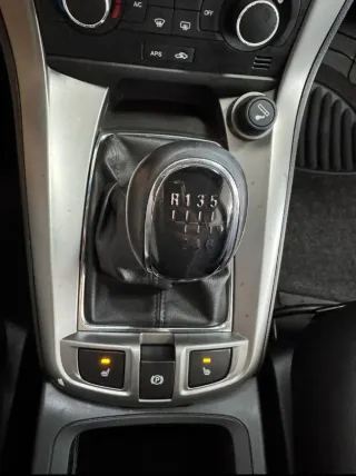 Chevrolet captiva  LTZ 7 plazas AwD 2012