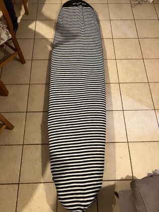 Tabla de surf con funda