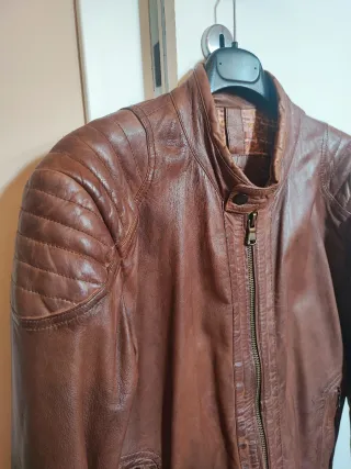 Giubbotto in pelle marrone taglia 46