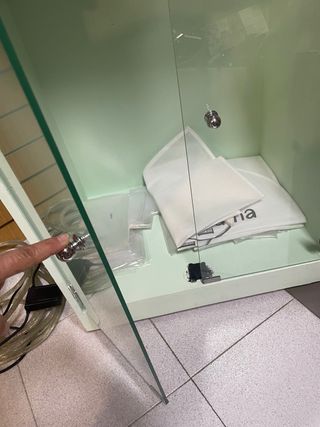 Mueble expositor cristal y madera