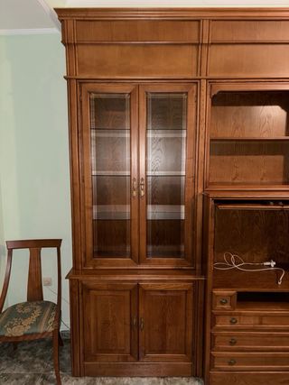 Mueble de salón madera y cristal Precio negociabl