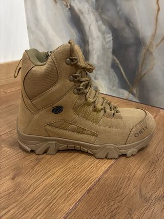 Botas militares y de montaña beige sin usar