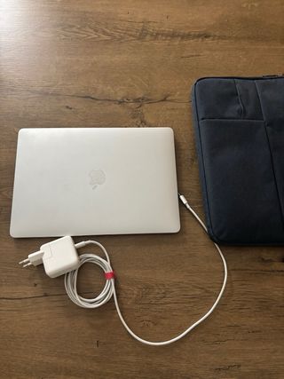 MacBook Air M1 2020 Plata