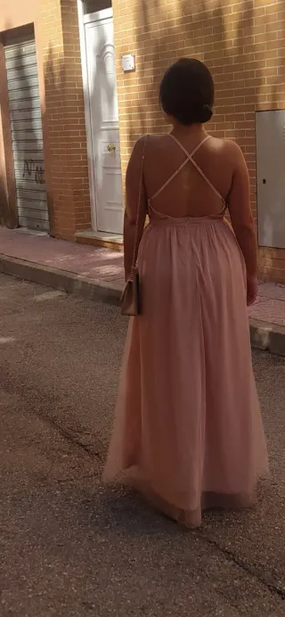 Vestido de fiesta rosa y dorado