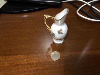 Vaso decorativo bianco e oro