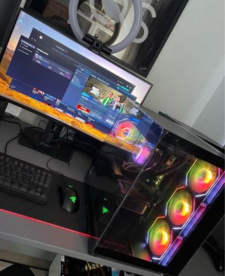 PC Gaming Ryzen 7 7800X3D + RTX 5070 Ti