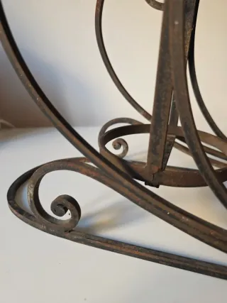 Portabottiglie in ferro battuto