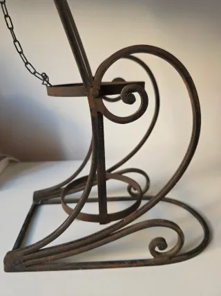 Portabottiglie in ferro battuto