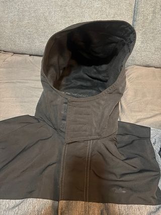 Chaqueta Hollister Talla M Gris y Negra