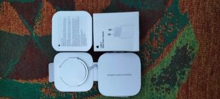 Funda iPhone 17 Pro Piel + Magsafe + Cargador