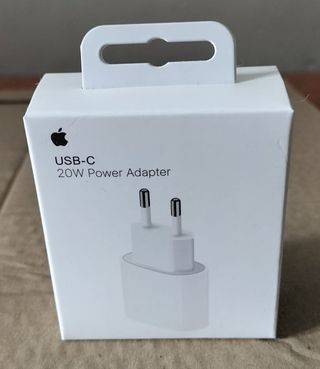 Funda iPhone 17 Pro Piel + Magsafe + Cargador