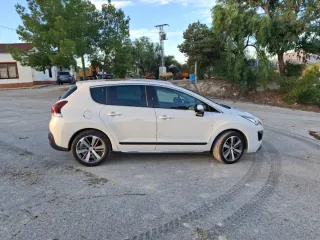 Peugeot 3008 2014