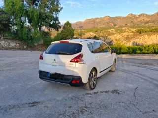Peugeot 3008 2014