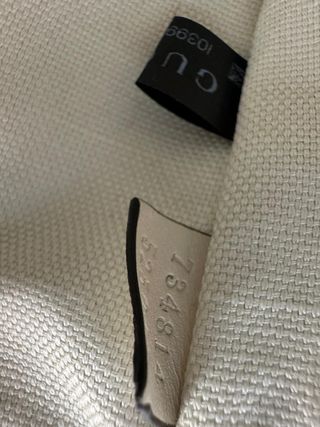 Bolso Gucci GG Marmont acolchado Beige