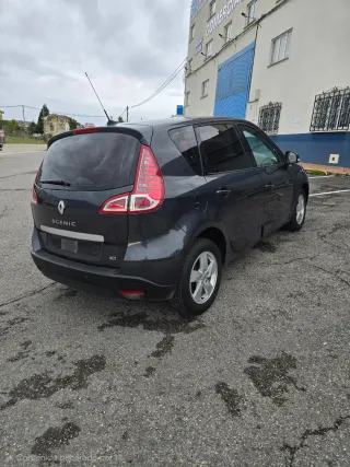 Renault Scenic 2012