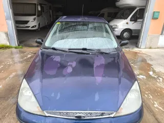Ford Focus 2000