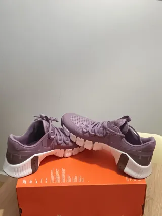 T36,5 Nike Free Metcon 5 Moradas