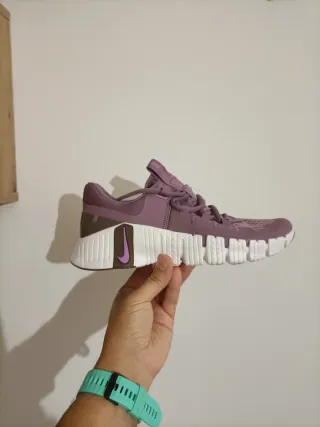 T36,5 Nike Free Metcon 5 Moradas