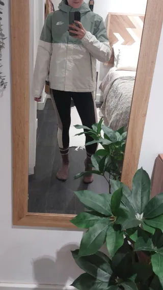 Chubasquero The North Face nuevo