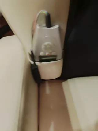 Sillón masaje piel beige