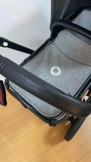 Cochecito Bugaboo Cameleon 3 gris, capazo y silla.