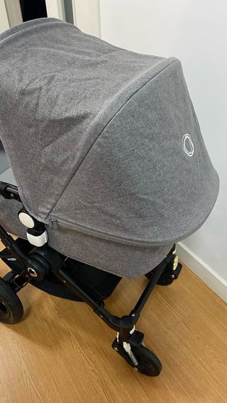 Cochecito Bugaboo Cameleon 3 gris, capazo y silla.