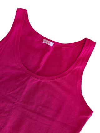 Canottiera fucsia con pizzo