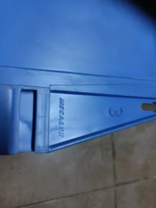 Gavetas azules grandes apilables