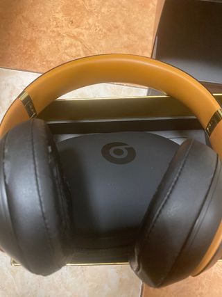 Beats Studio 3 Wireless Skyline Collection