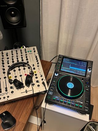 Denon DJ SC6000