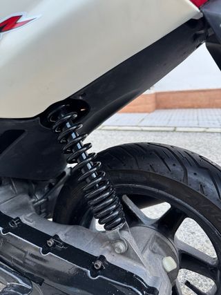 Yamaha Jog R Blanco perlado restaurada 14.400km