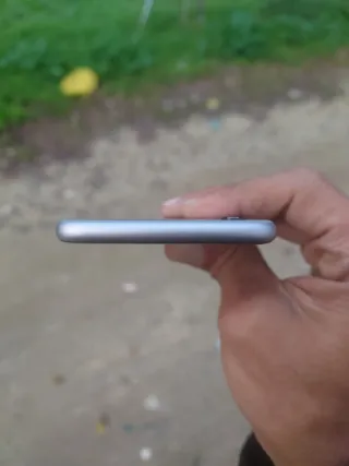 iPhone 6s 32GB Gris Espacial