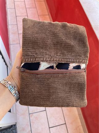 Porta tabacco marrone