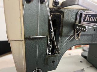 Máquina de coser, recubridora Kansai Special