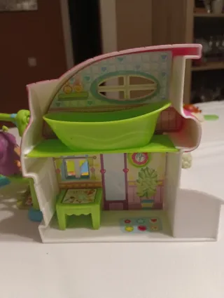 Casa Piny Pon con columpio y figuras