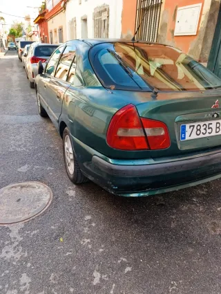 Mitsubishi Carisma 2002