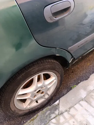 Mitsubishi Carisma 2002