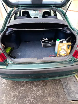 Mitsubishi Carisma 2002