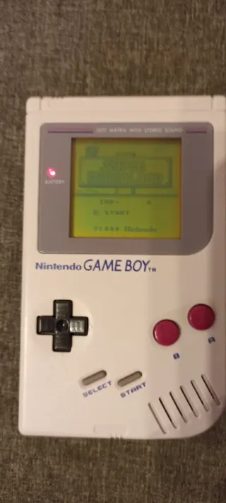 Nintendo Game Boy + 3 juegos