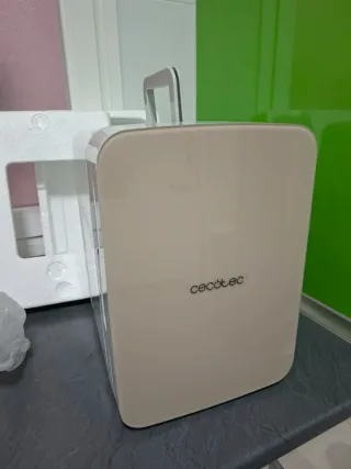 Nevera Cecotec Bolero 10L Bahamas Beige